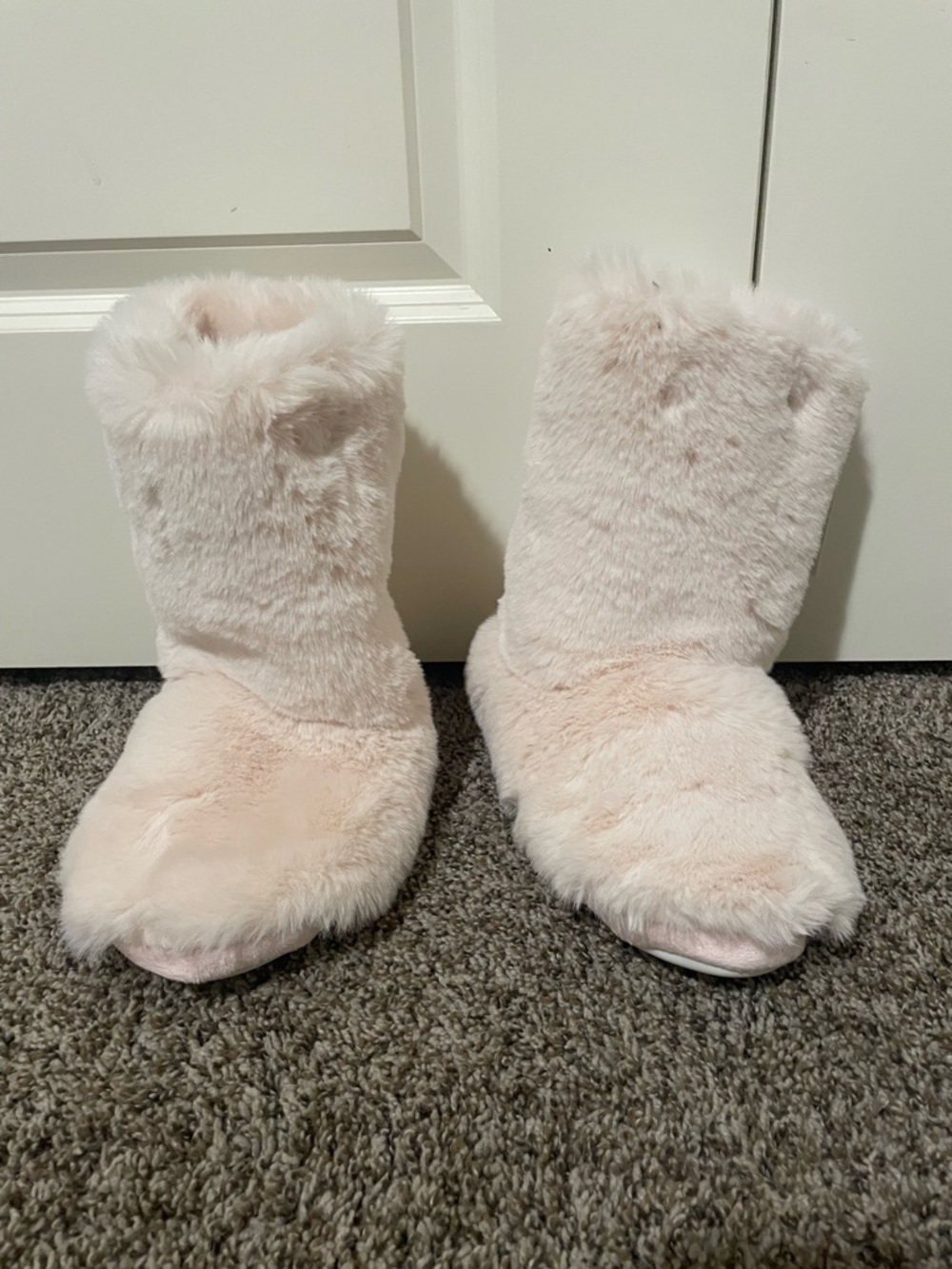 Kohl's Blush Faux Fur Slip-On Slippers